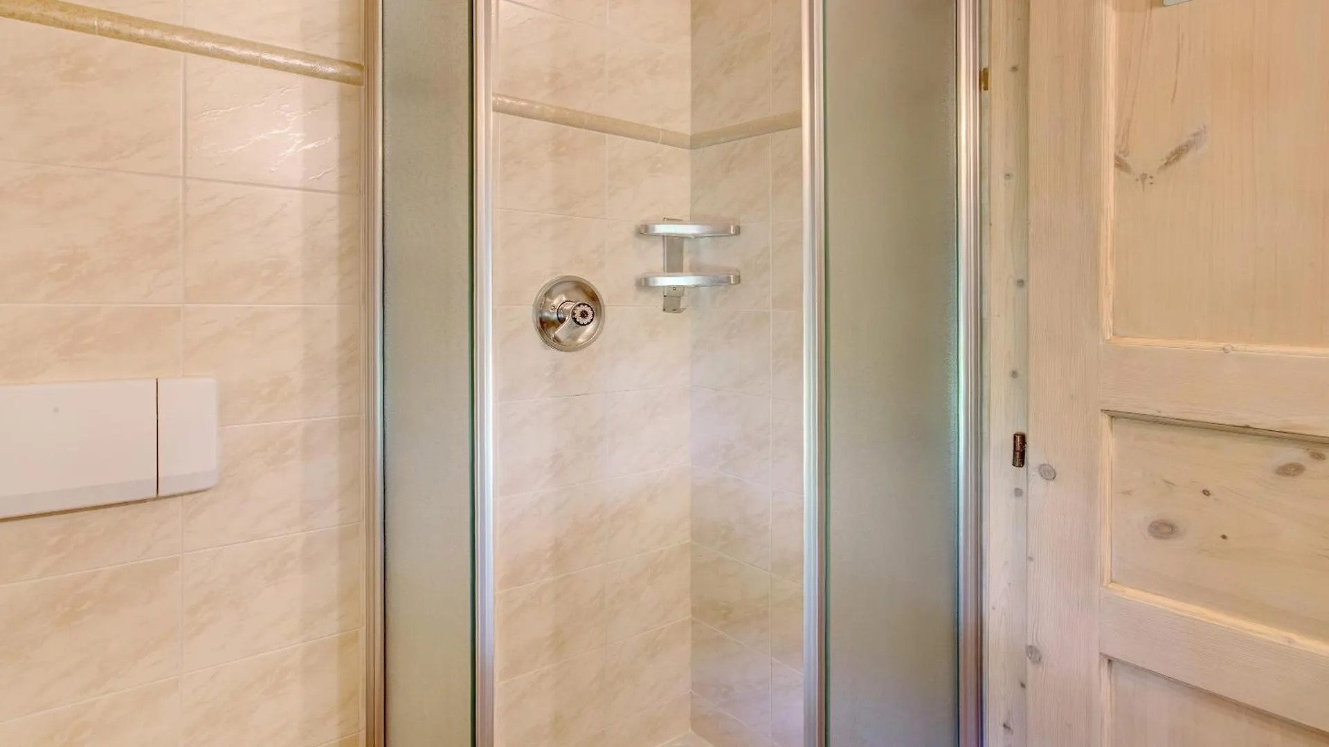 Appartamenti Lorenza 3 Baite Giotto Livigno Apartment