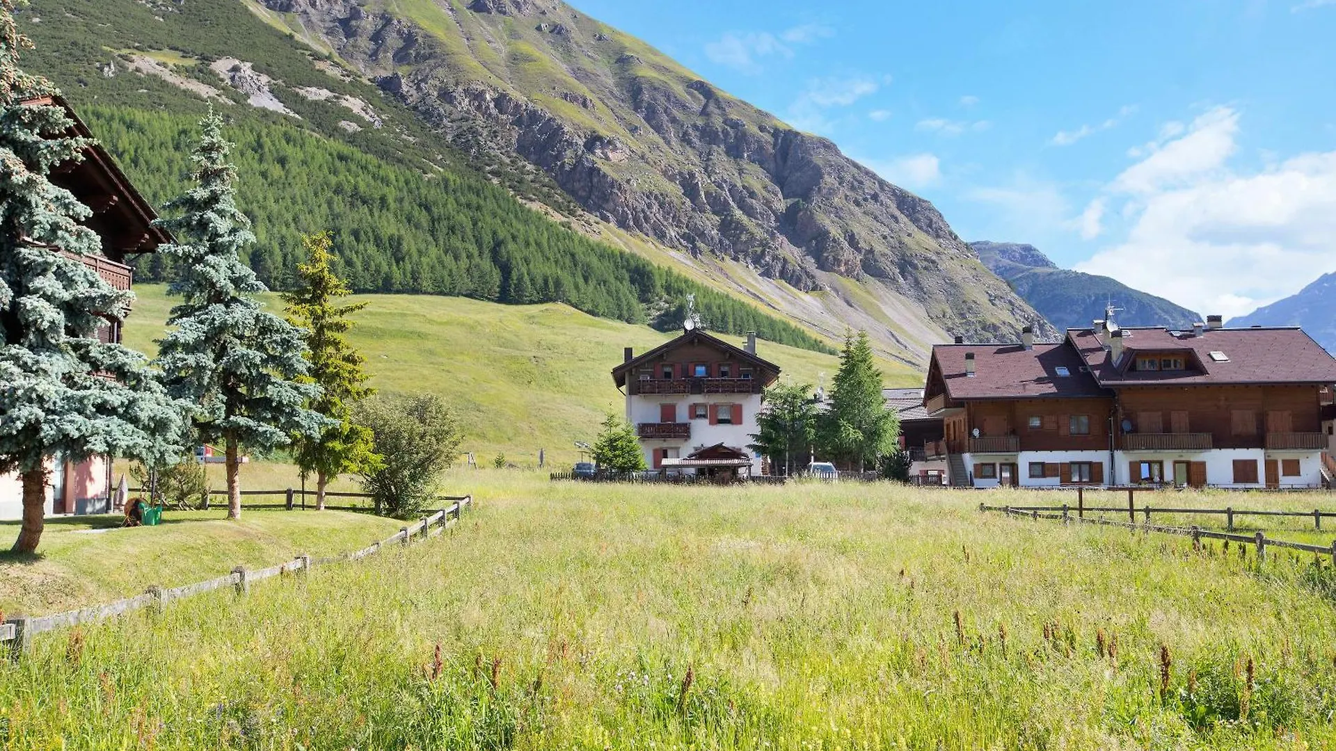 Appartamenti Lorenza 3 Baite Giotto Livigno Apartment